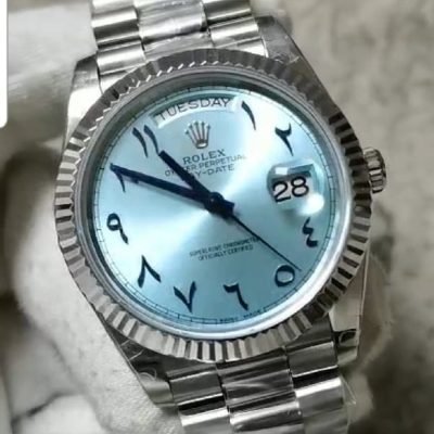 Day-date Arabic numerals