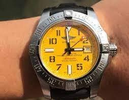 Replica Breitling Avenger II Seawolf Yellow Dial Automatic A1733110/I519/200S/A20D5A.2 photo review