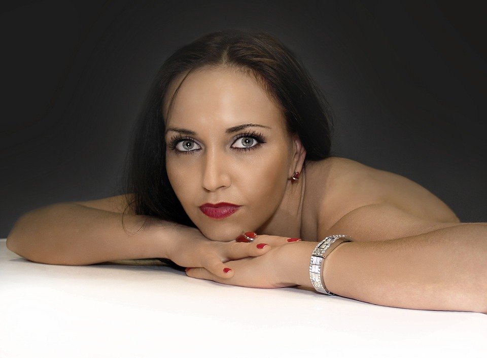 Replica Rolex Watches: Exquisite Platinum Cases and Impeccable Craftsmanship