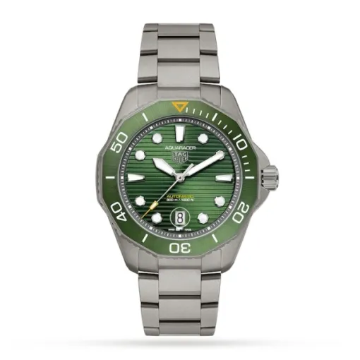 TAG Heuer Aquaracer Men Automatic Green Titanium Watch